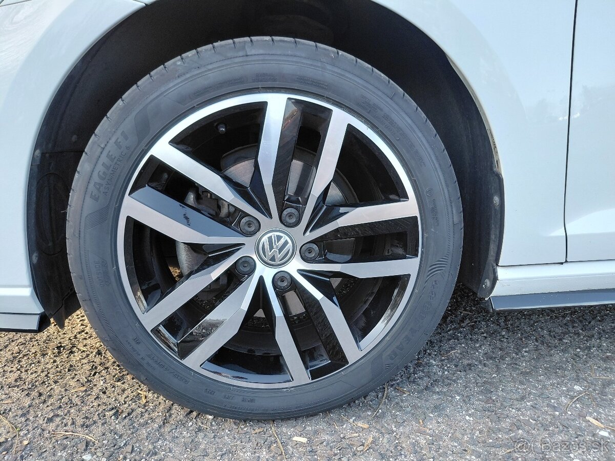 VW Golf 1,5 TSi R-Line 110kW - 13