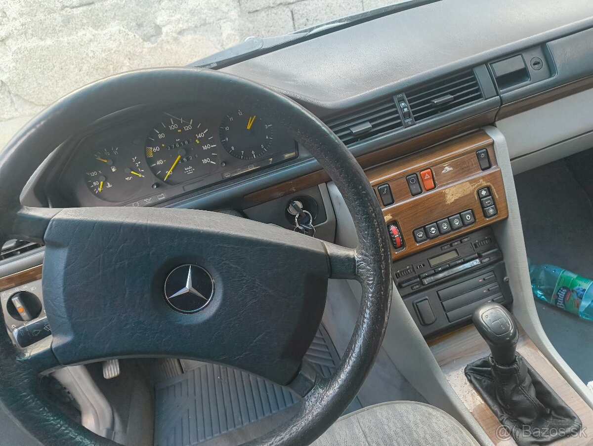 Mercedes C200D,Typ 124.120 = Mercedes-Benz W124 200D (OM601) - 13