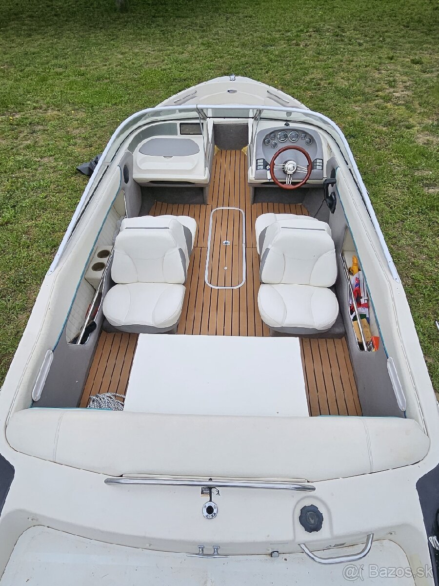 Bayliner Capri 1850 - 13