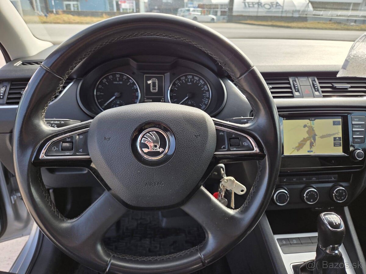 Škoda Octavia Combi 1.6TDI 81kW, NAVI - 13