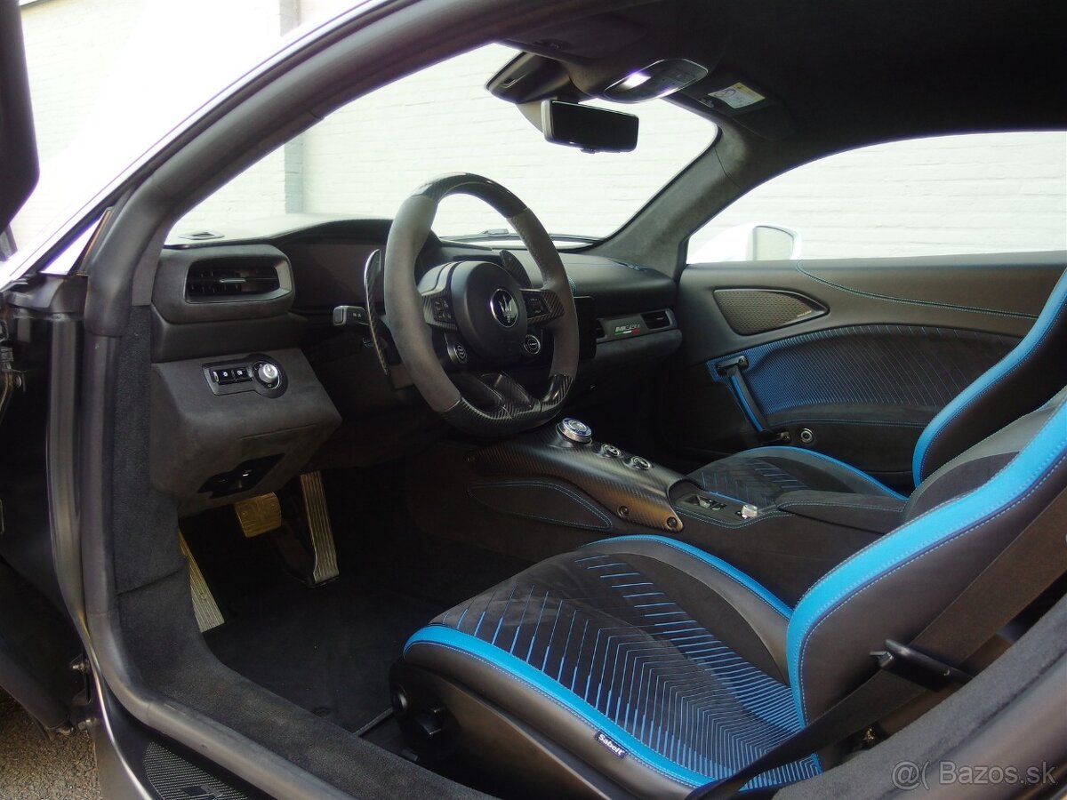 Maserati MC20 z roku 2022 - 13