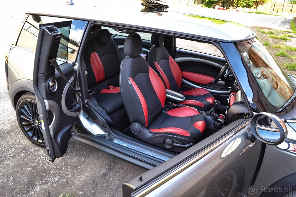 Mini Cooper S Clubman 128kW - 13