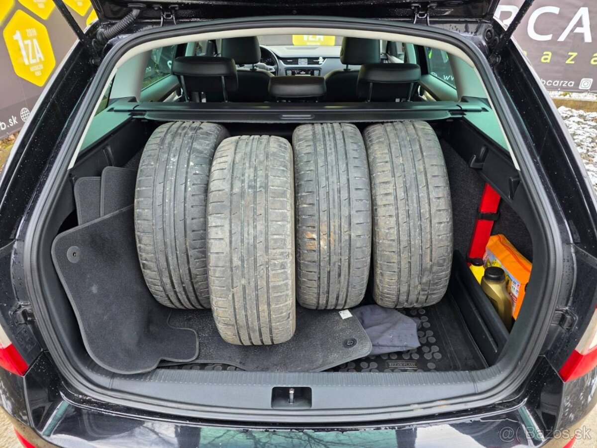 Škoda Octavia Combi 2.0 TDI Elegance/Style 4x4 - 13