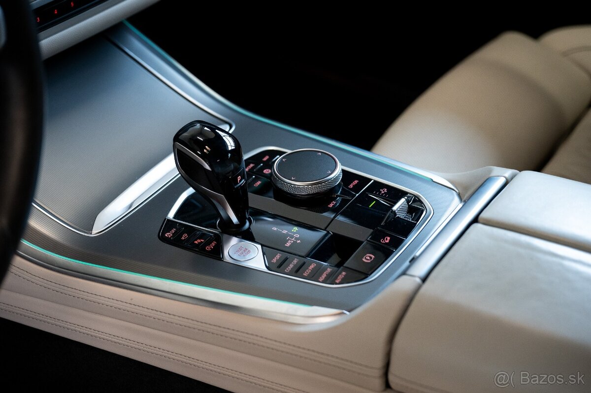 BMW X5 xDrive40i A/T - 13