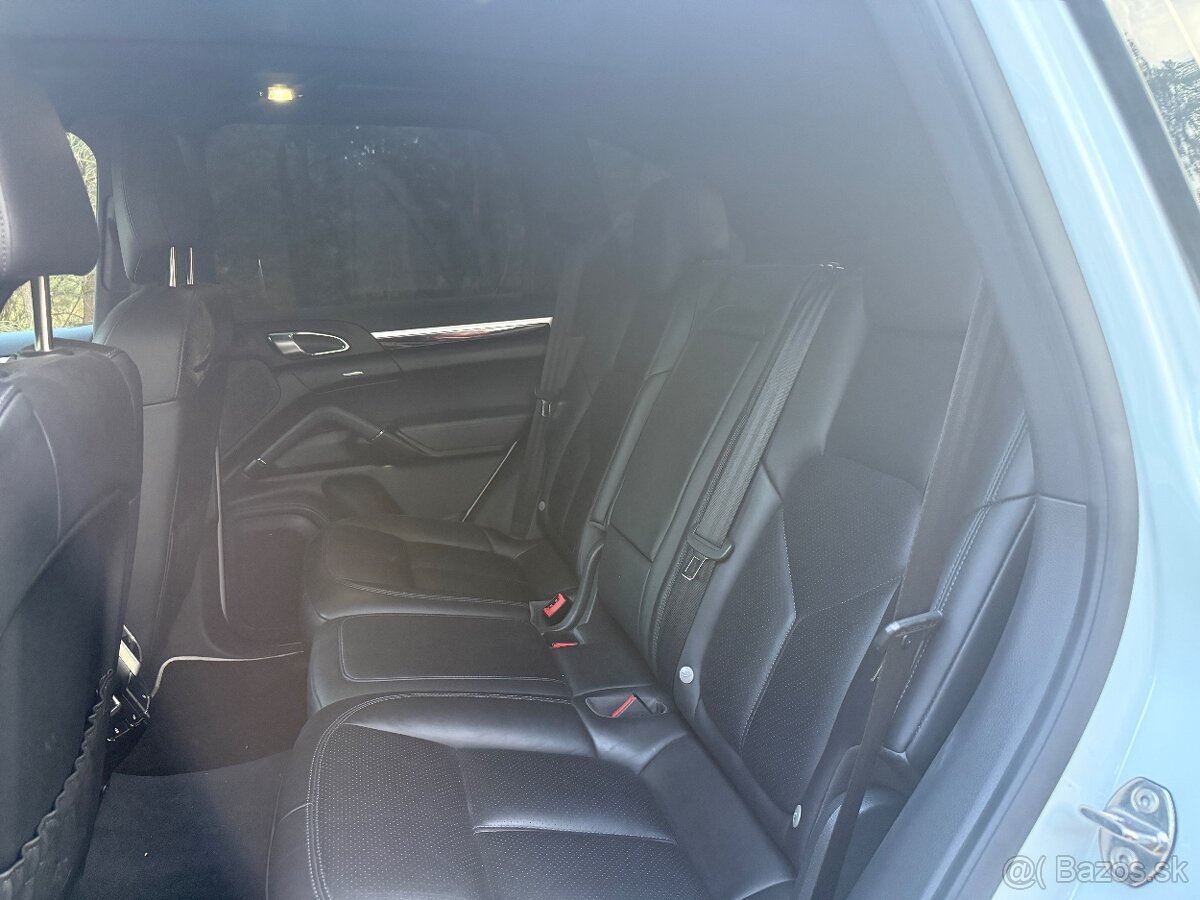 Porsche Cayenne 2017 facelift - 13