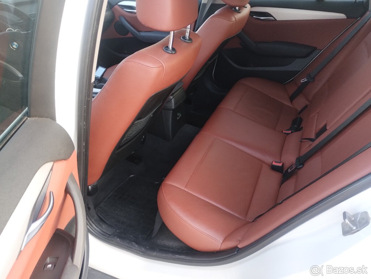 BMW X1 xDrive 23d A/T - 13