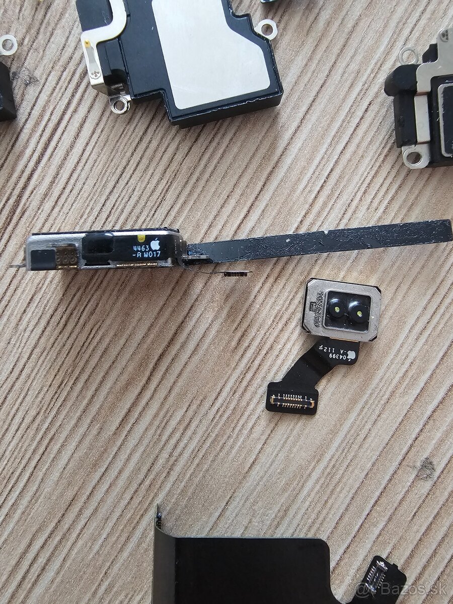 IPHONE 15 PRO DIELY - 13