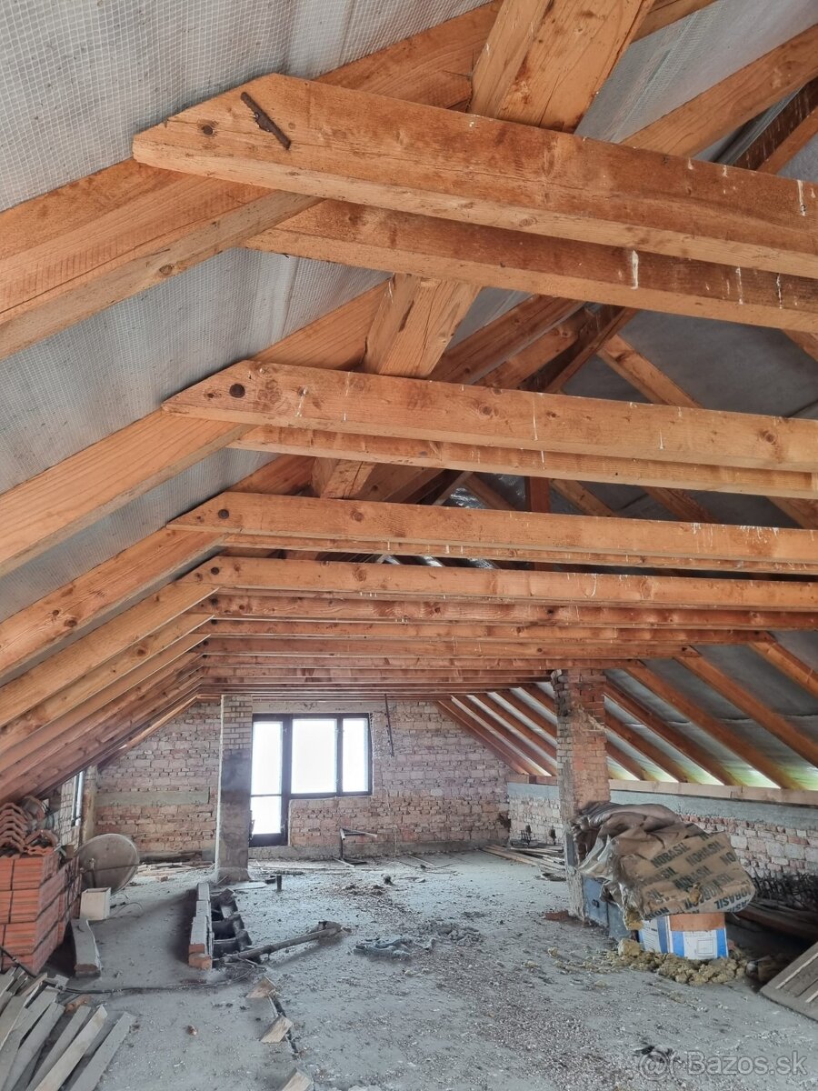 Rodinný dom s možnosťami - 13