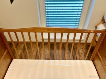 Detská postieľka Nobleo Vintage, prebaľovací pult, bariérka - 13