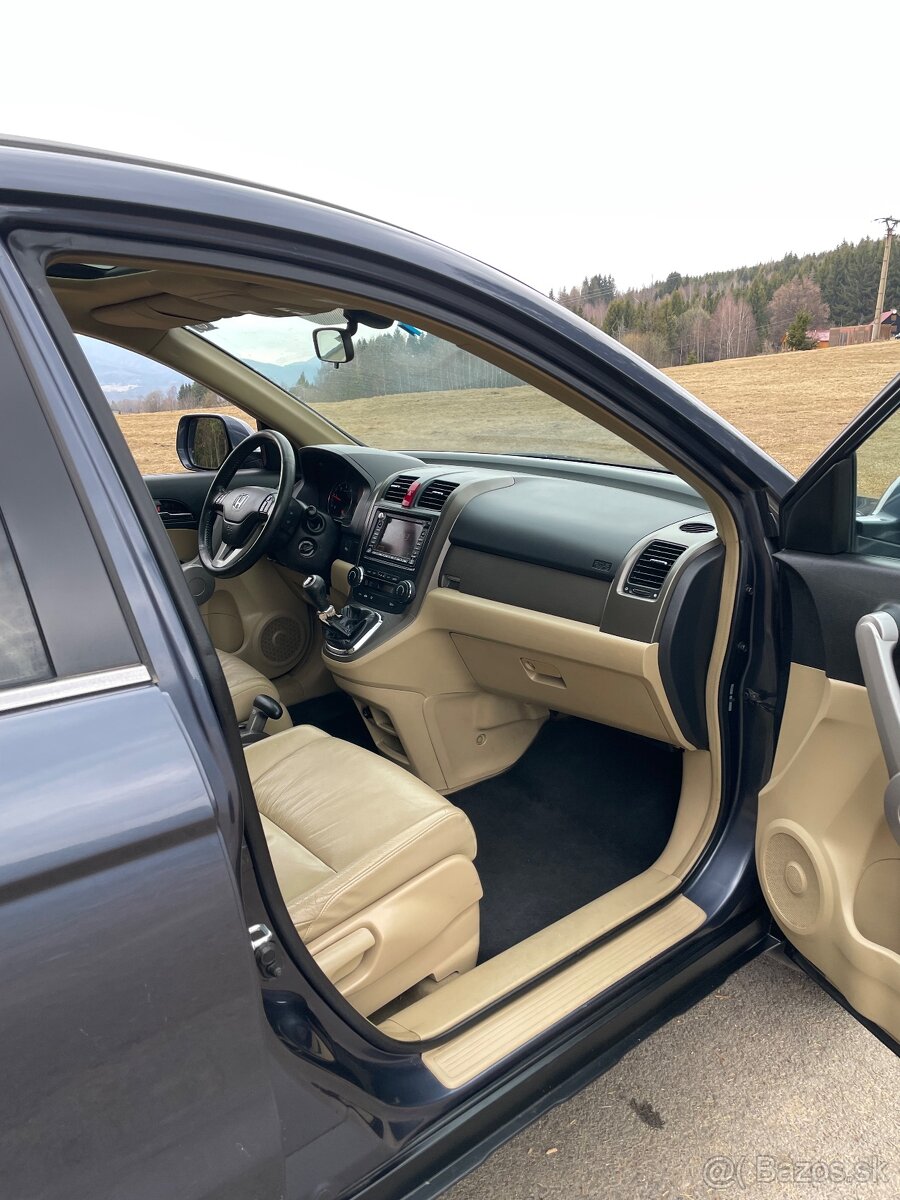 🚗Honda CR-V 2.2 i-CTDi Executive 2006 - 13