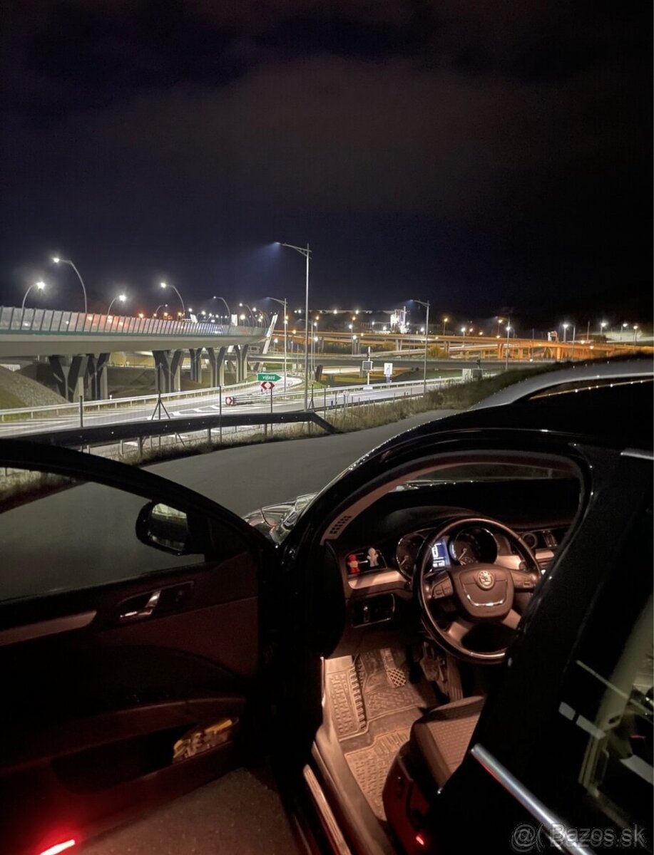 Škoda Superb 2.0 TDi - 13