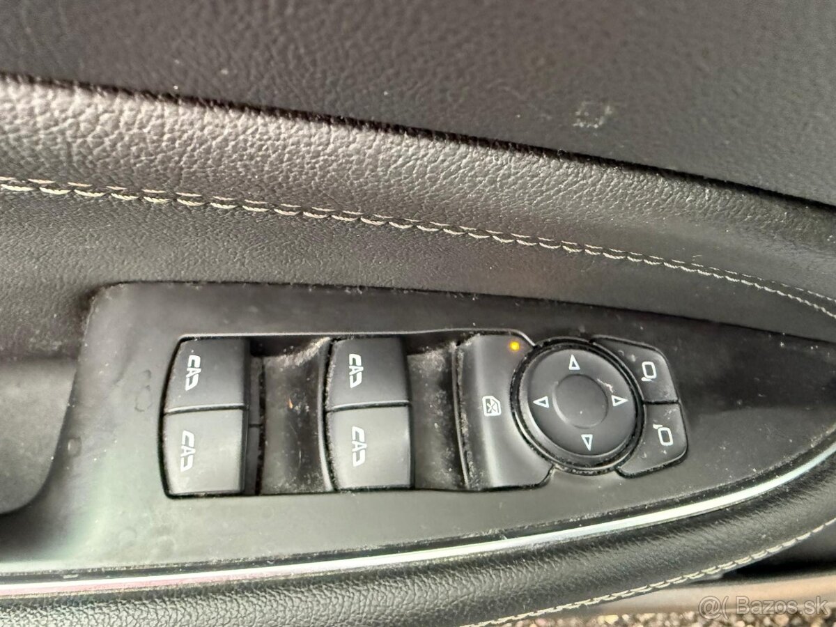 Opel Insignia 2.0 CDTI S&S Dynamic AT8 - 13