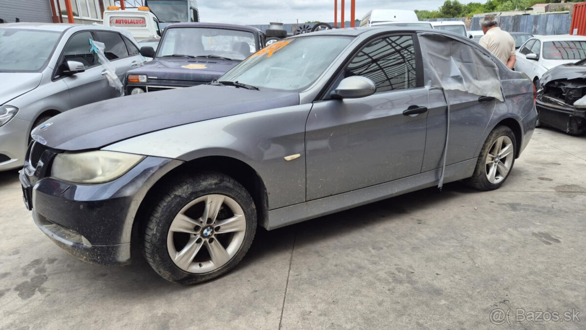 BMW 1 E87 318D 2,0D 90kw - 13