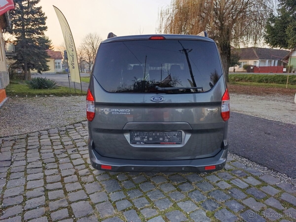 Ford Tourneo Courier Titanium 73kW/100PS - 13
