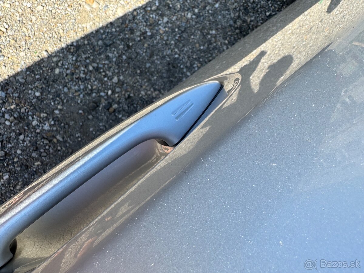 TOYOTA AVENSIS T27 ROK 2013 - 13