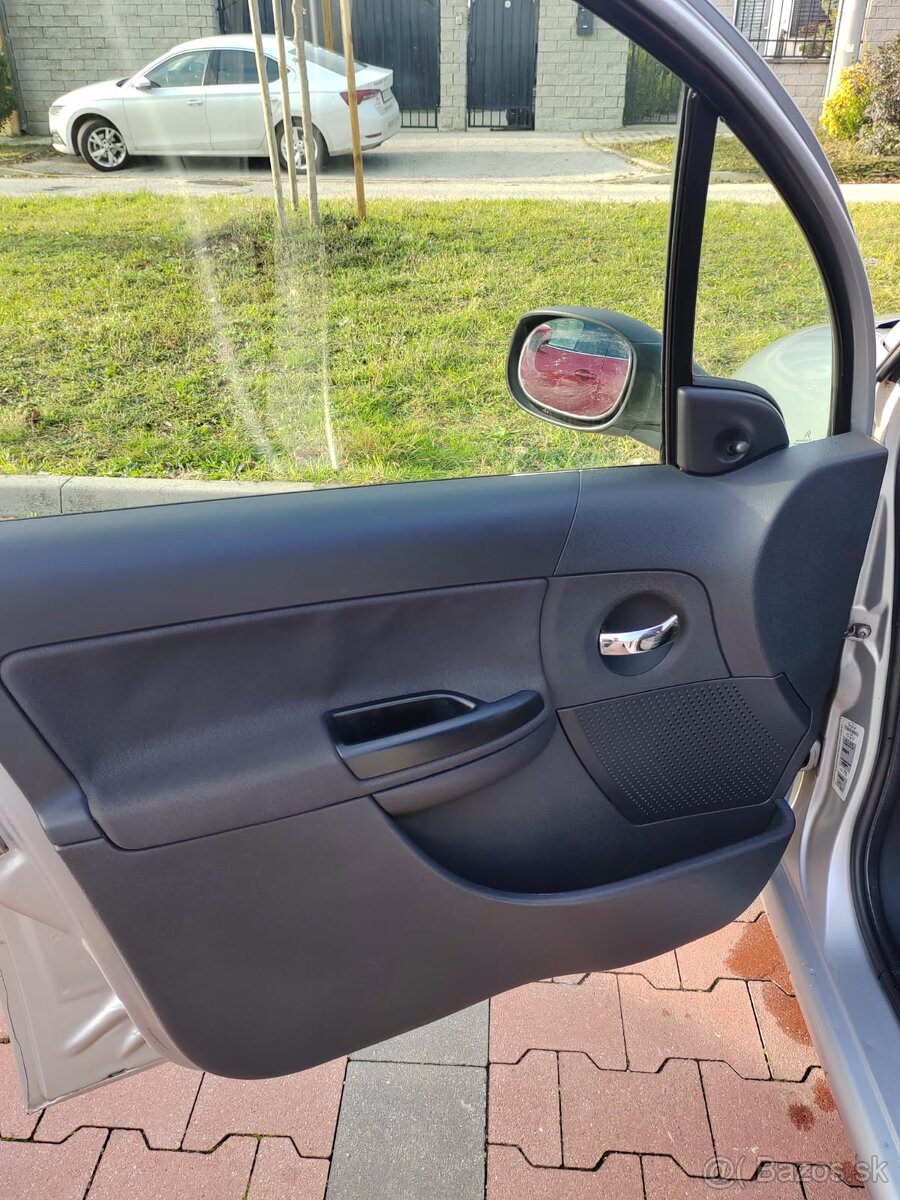 Predám Citroën C3 1.1 Benzín (2005) – NOVÁ STK/EK ZACHOVALÉ - 13