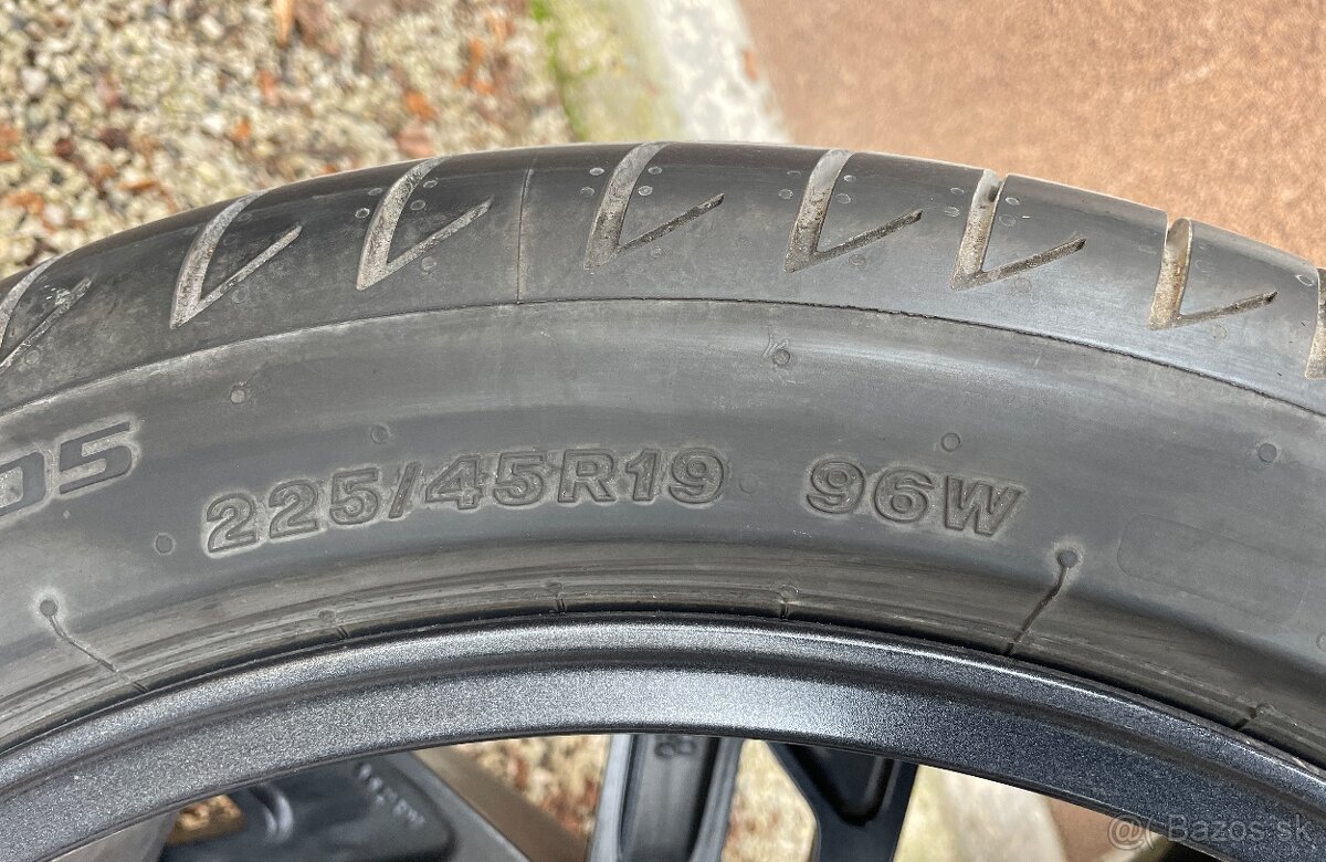 5x112 R19 Škoda karoq 225/45 19 Bridgestone - 13