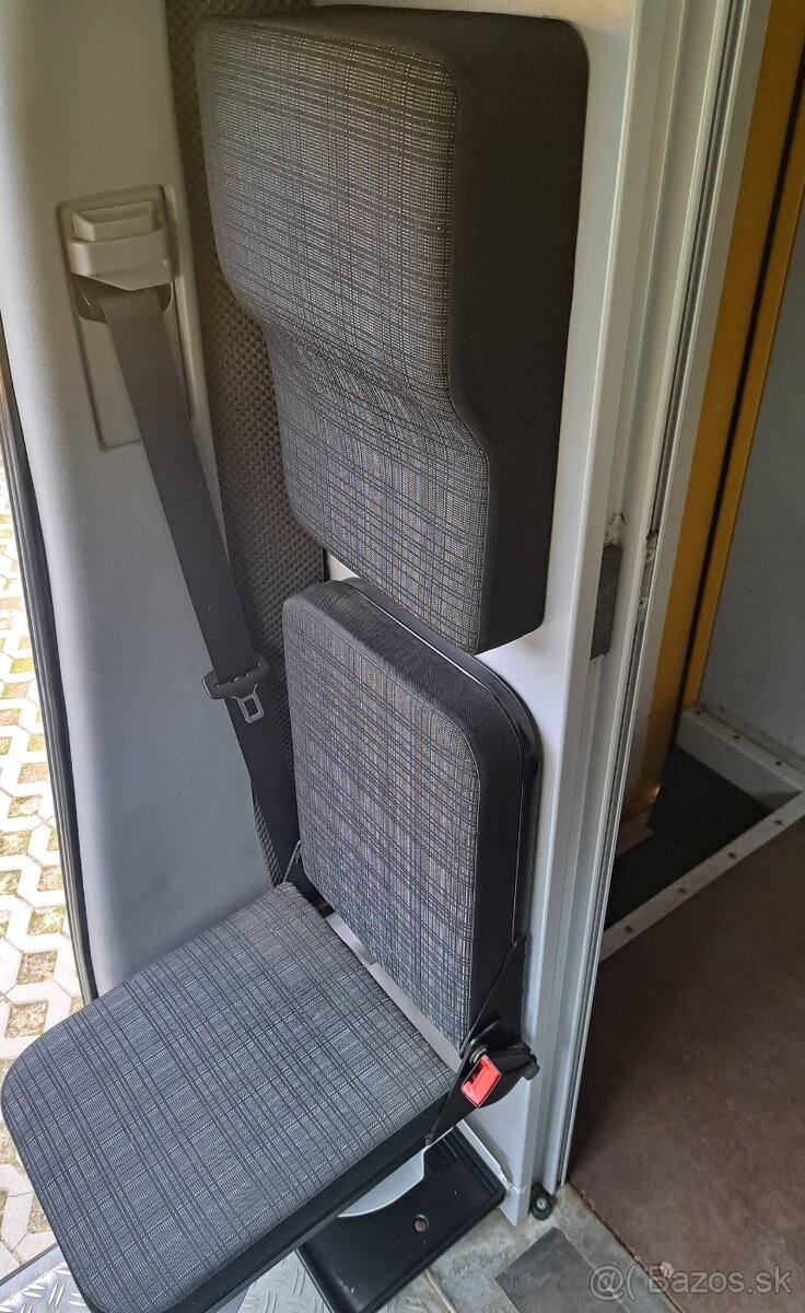 IVECO Daily 2.3hpt 3.5 tony 2013 96.000km pekna - 13