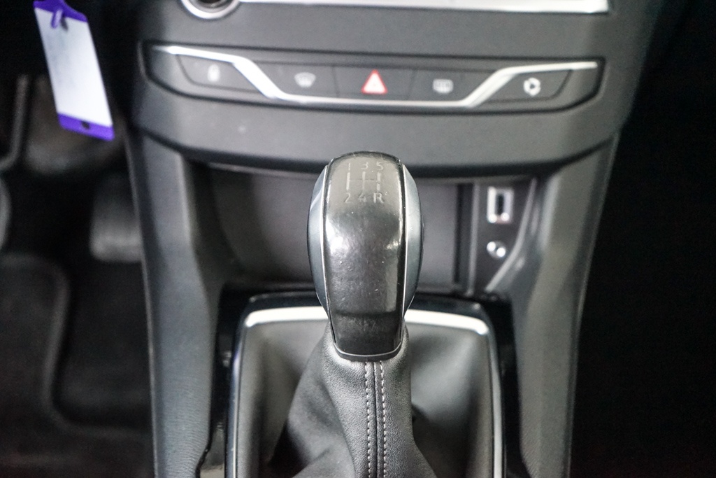 415- Peugeot, 308, 2015, benzín, 1.2 e-THP, 81kw - 13