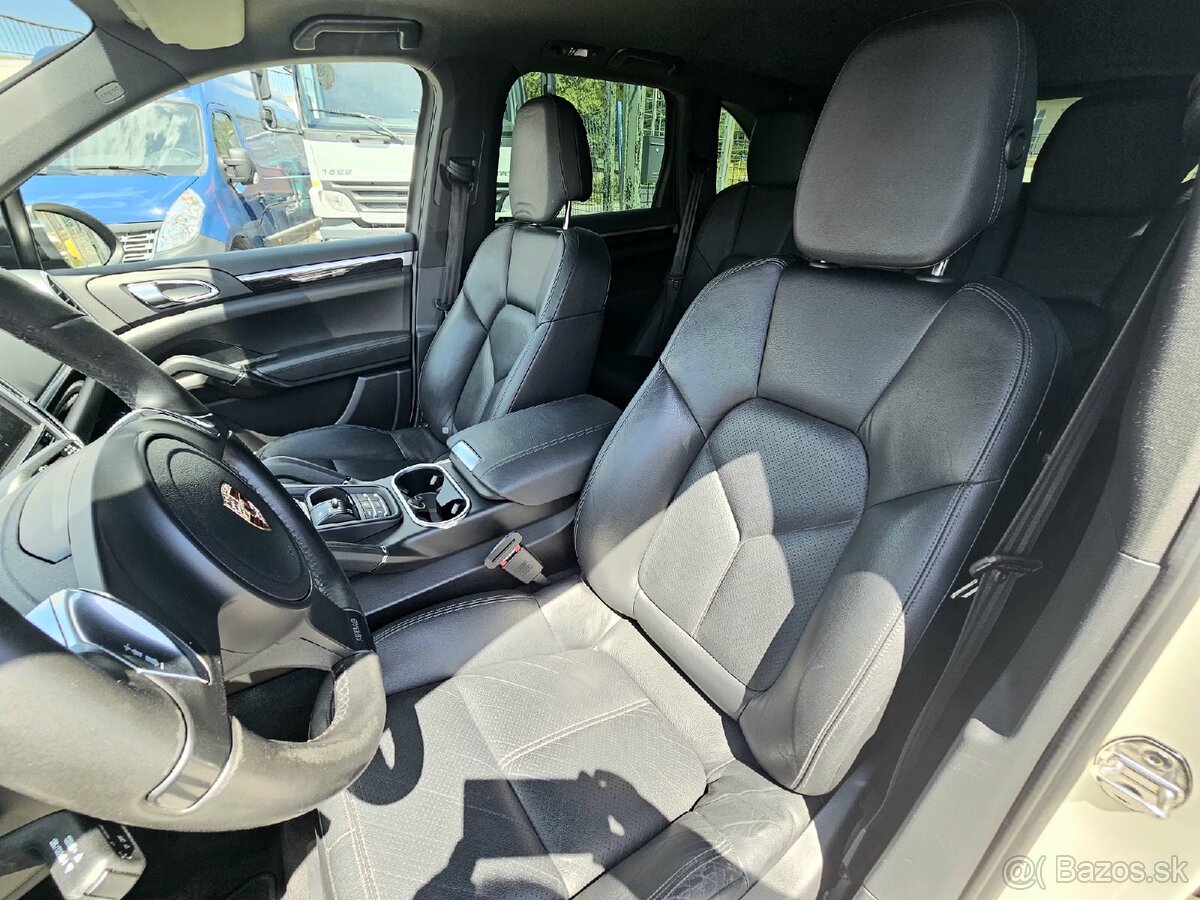 Porsche Cayenne Diesel Tiptronic S - 13