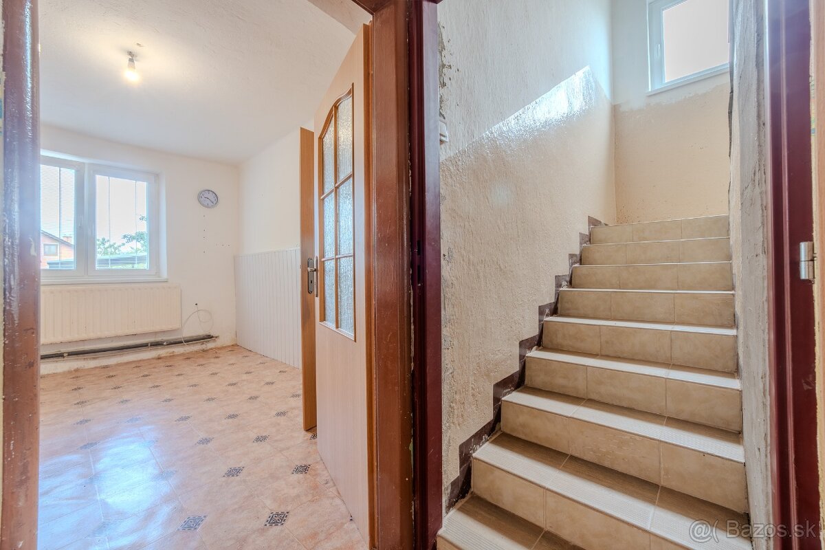 Veľký rodinný dom Seňa - 13