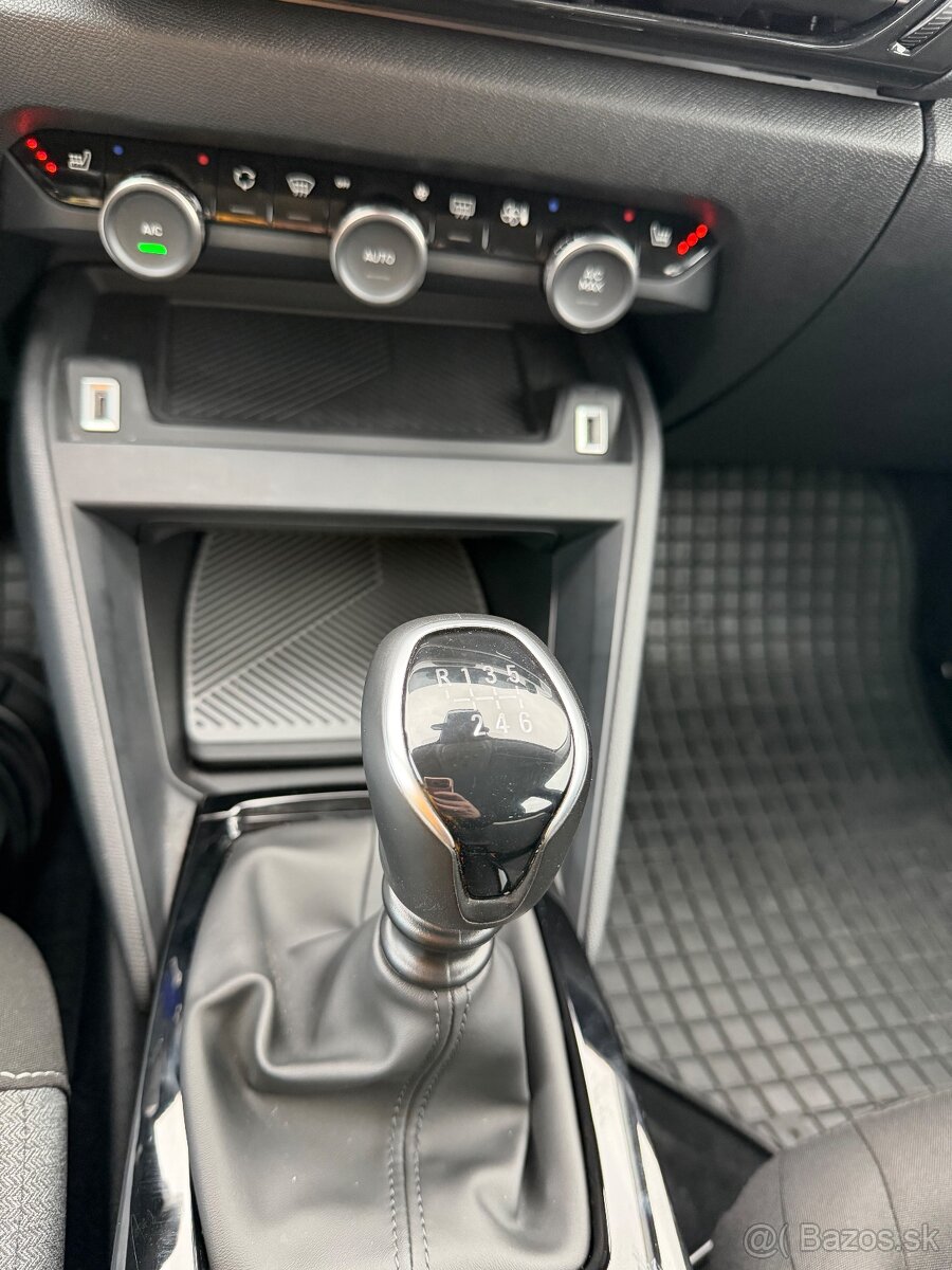 Citroën C4 PureTech 100 S S FEEL - 13