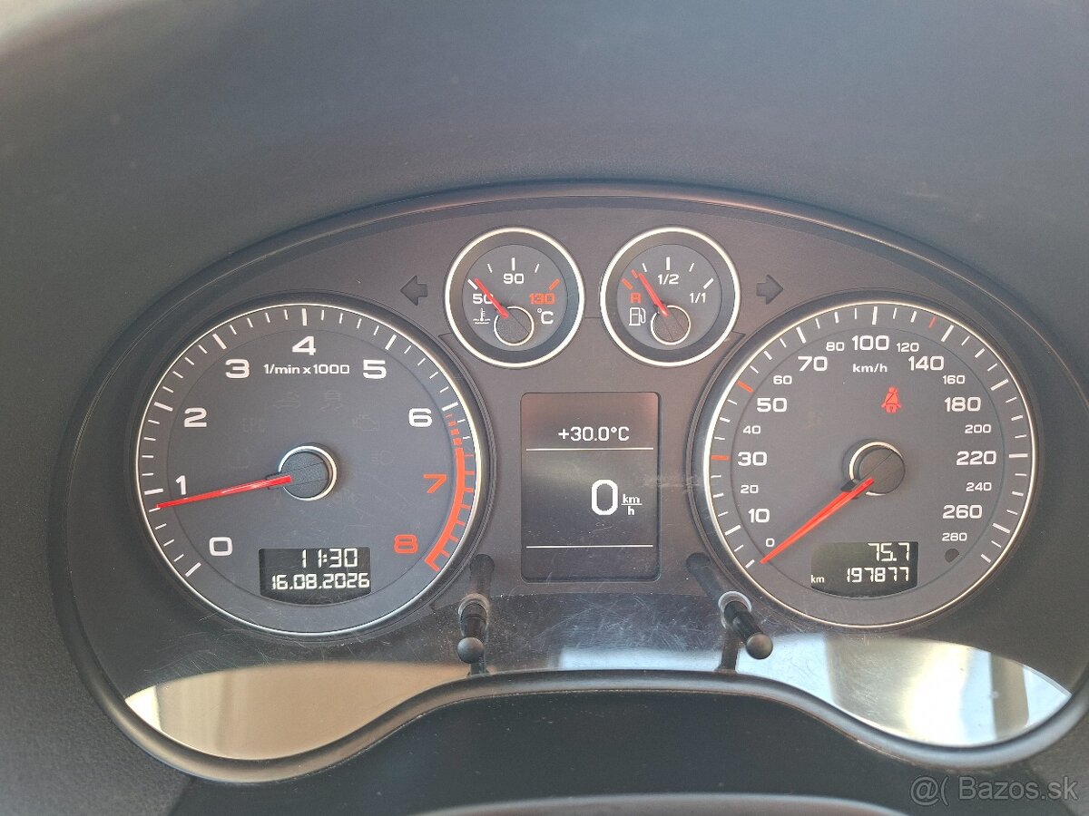 Predám AUDI A3 Sportback S line - 13