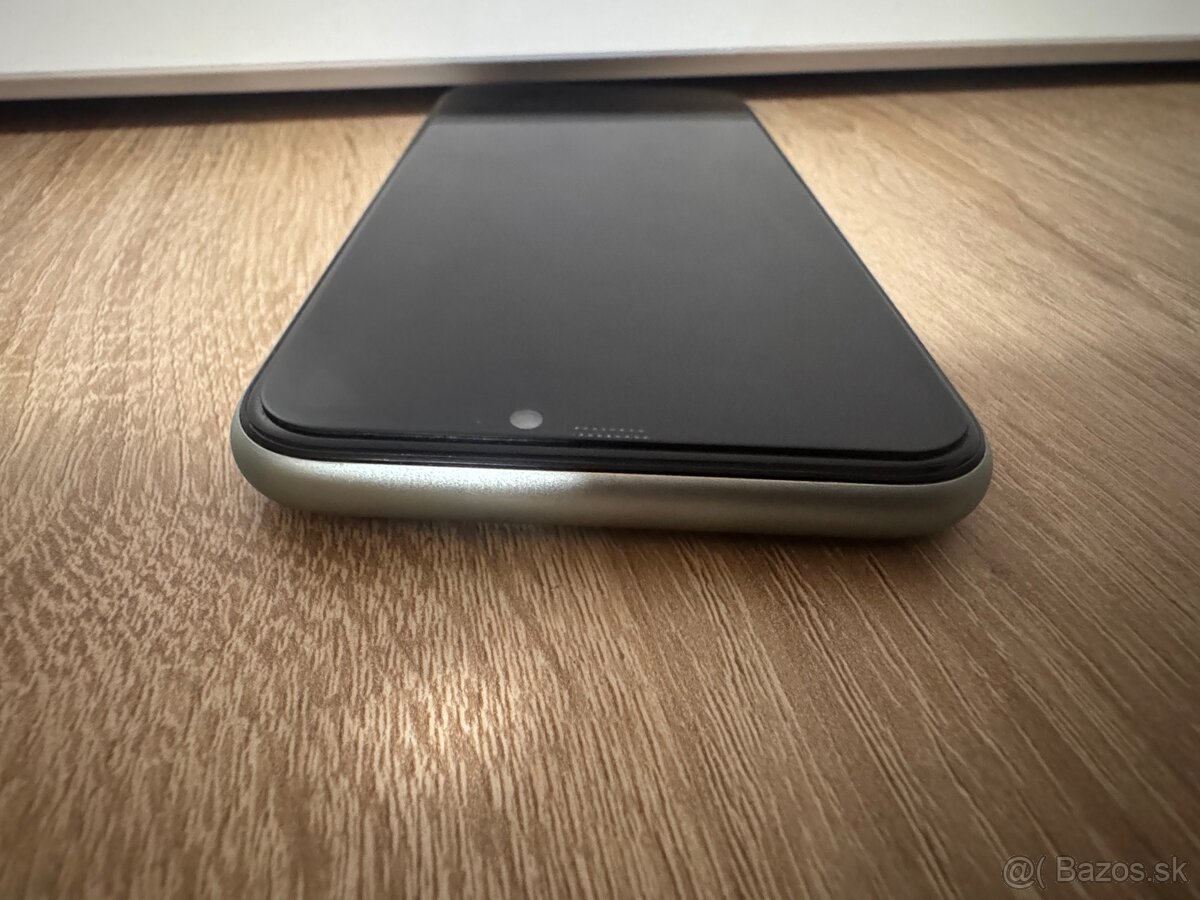 iPhone 11 (128GB) - 13