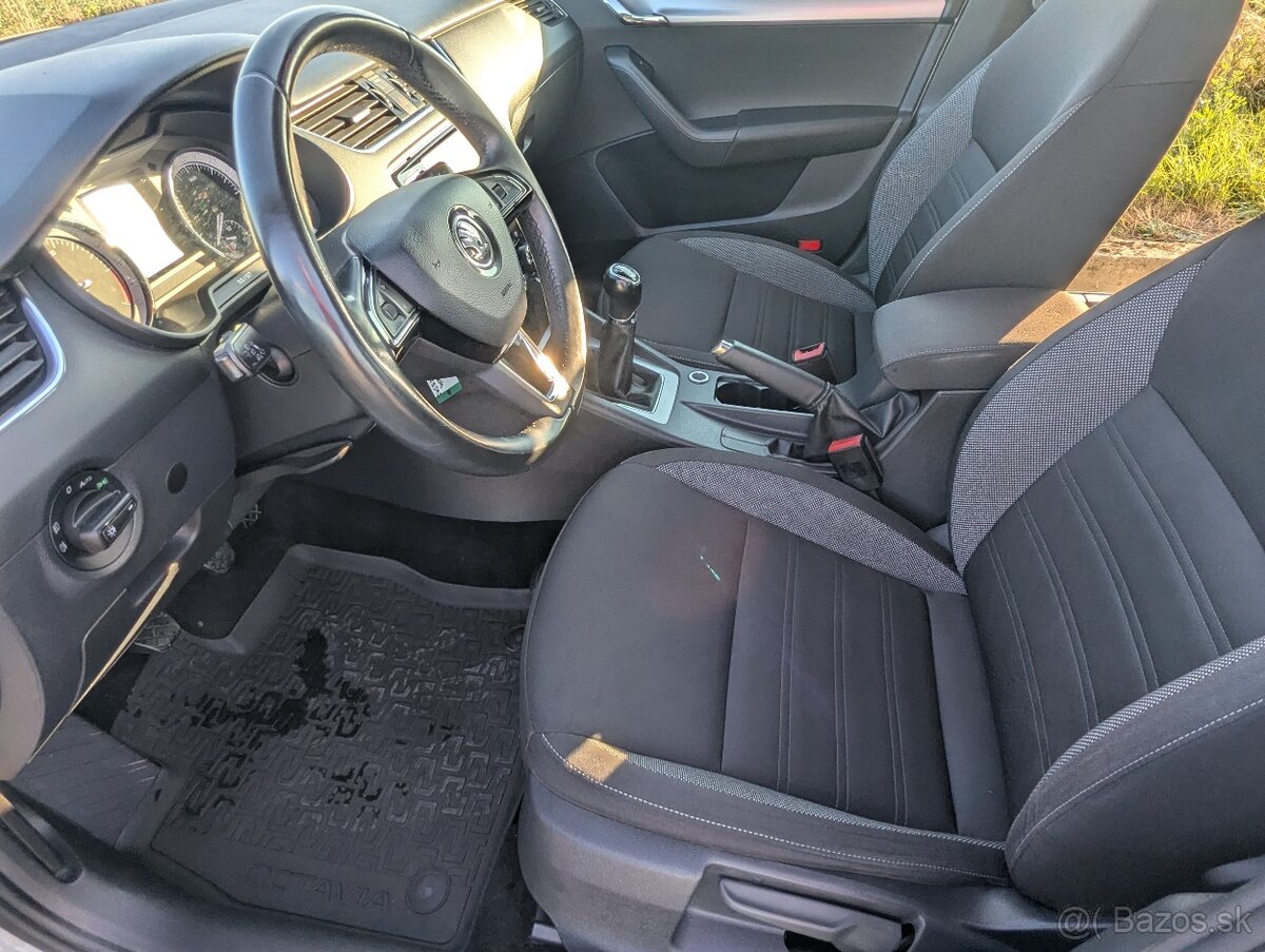Škoda Octavia 1,6 Tdi 4x4 - 13