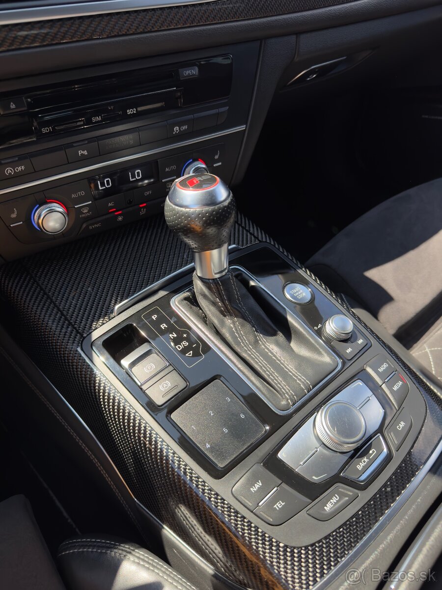 Predám Audi RS6 4.0 TFSI Bi-Turbo - 13