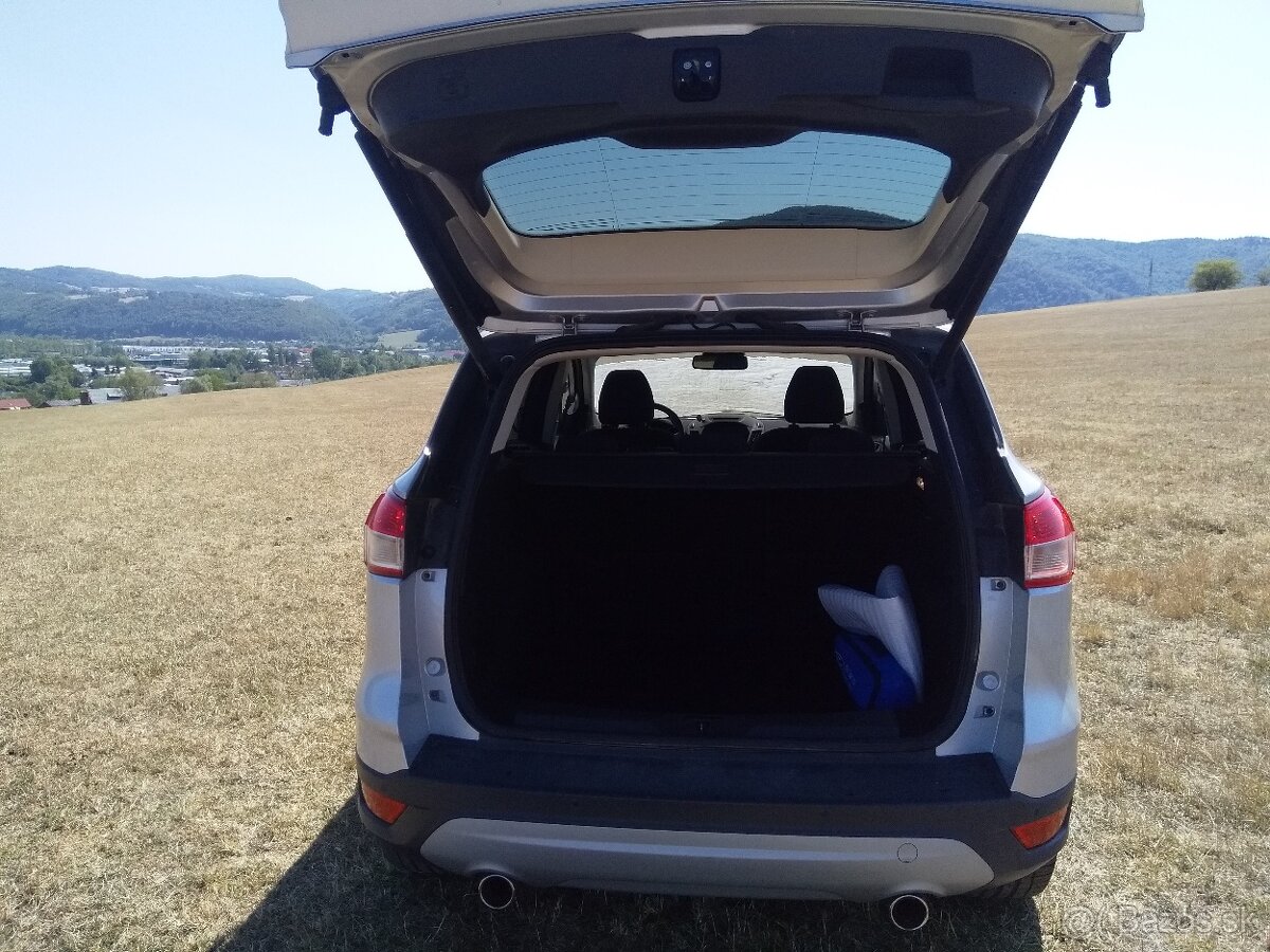 Ford Kuga 2.0 TDCI 4x4 2016 Manuál - 13