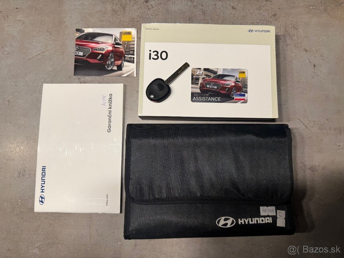 HYUNDAI i30 - Fastback 1,6 CRDi (2019) - 13