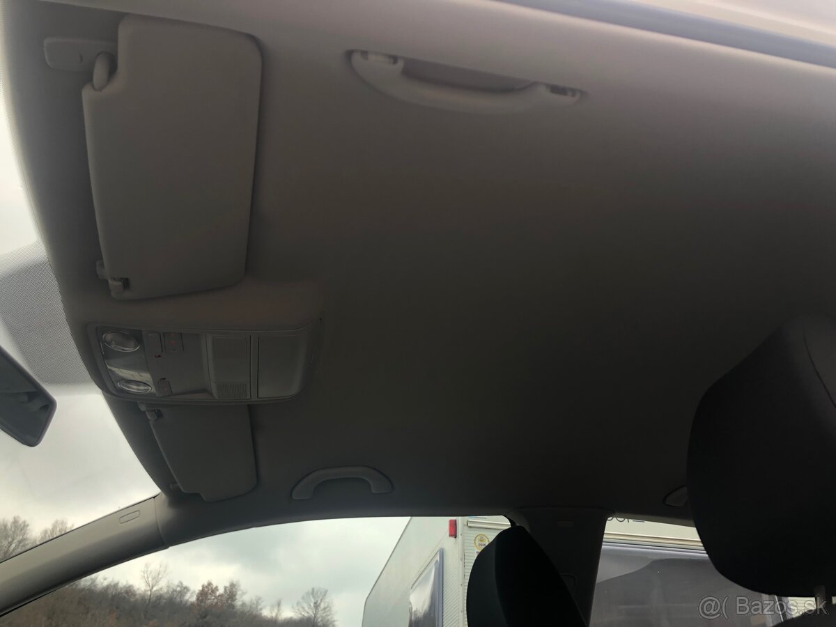 Volkswagen Golf TDI Highline - 13