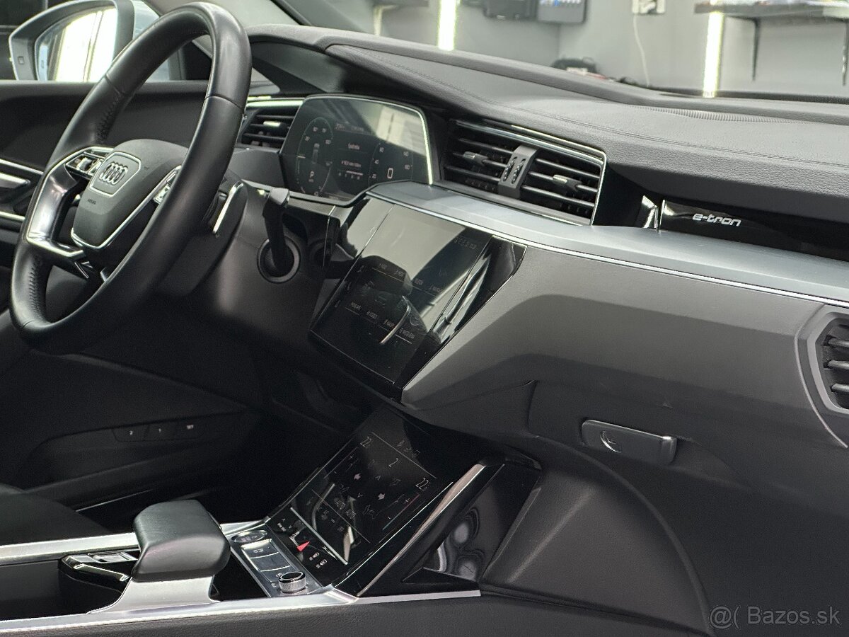Audi E-tron Sportback 50 Quattro - 13