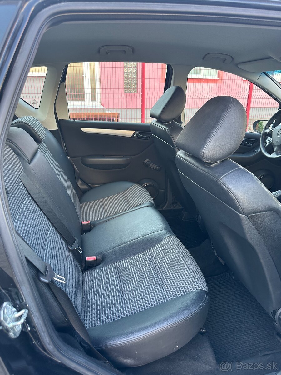 Predam Mercedes A150 - 13