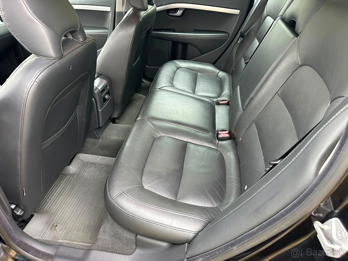 Volvo xc70 - 13