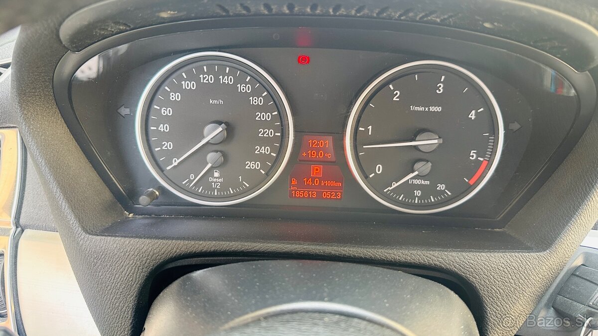 BMW X5 XDrive40d - 13