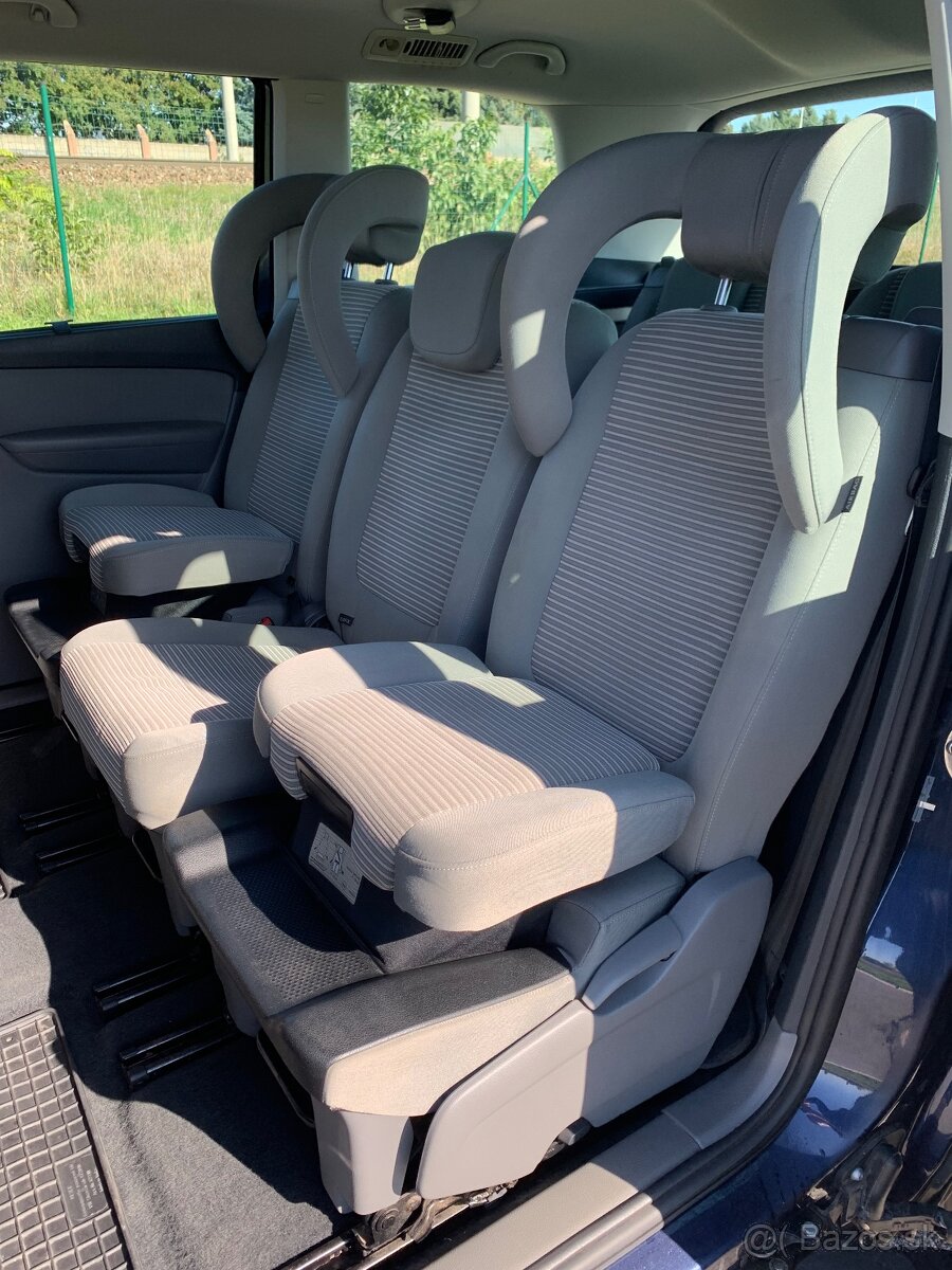Seat Alhambra 2.0TDI 7-miestne - 13
