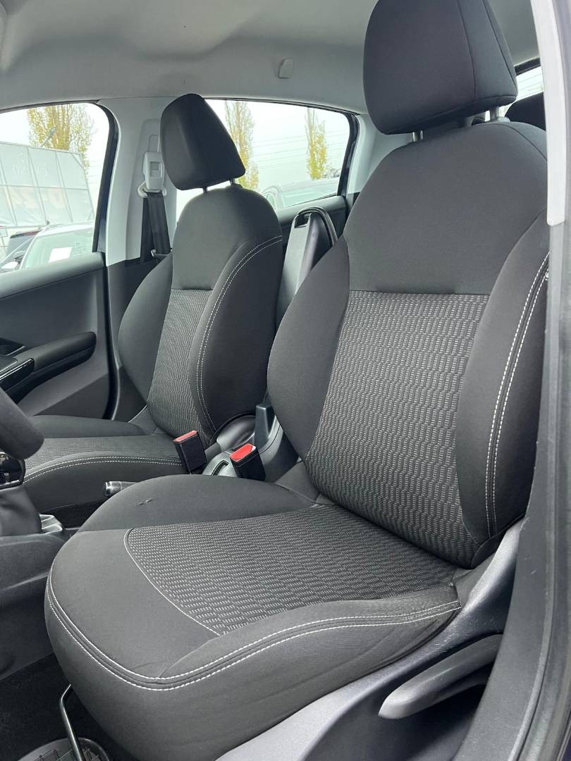 Peugeot 208 1.2 PureTech Active E6.2 - 13