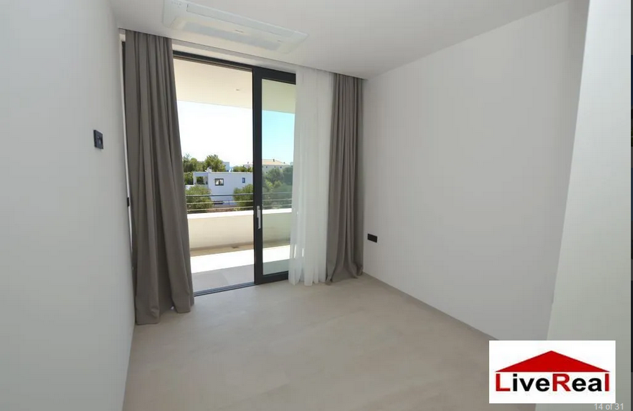 SUKOŠAN, VILA NA PLÁŽI S BAZÉNOM - 13