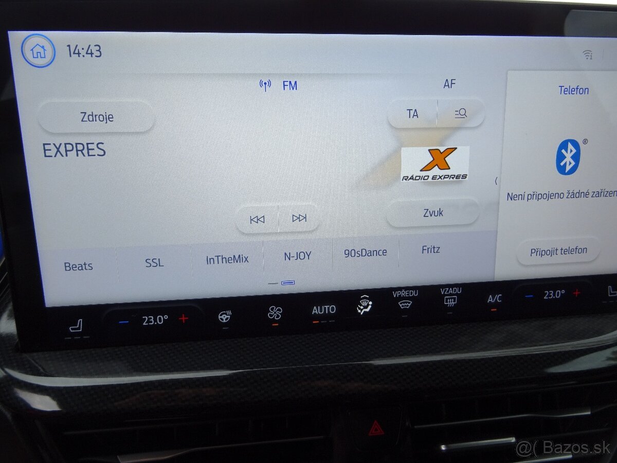 Ford Focus Kombi 1.5 EcoBoost ST-Line A/T - 13