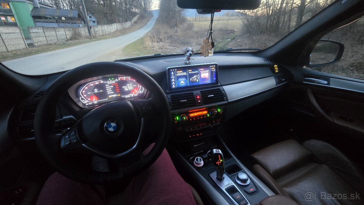 BMW X5 E70 3.0D - 13