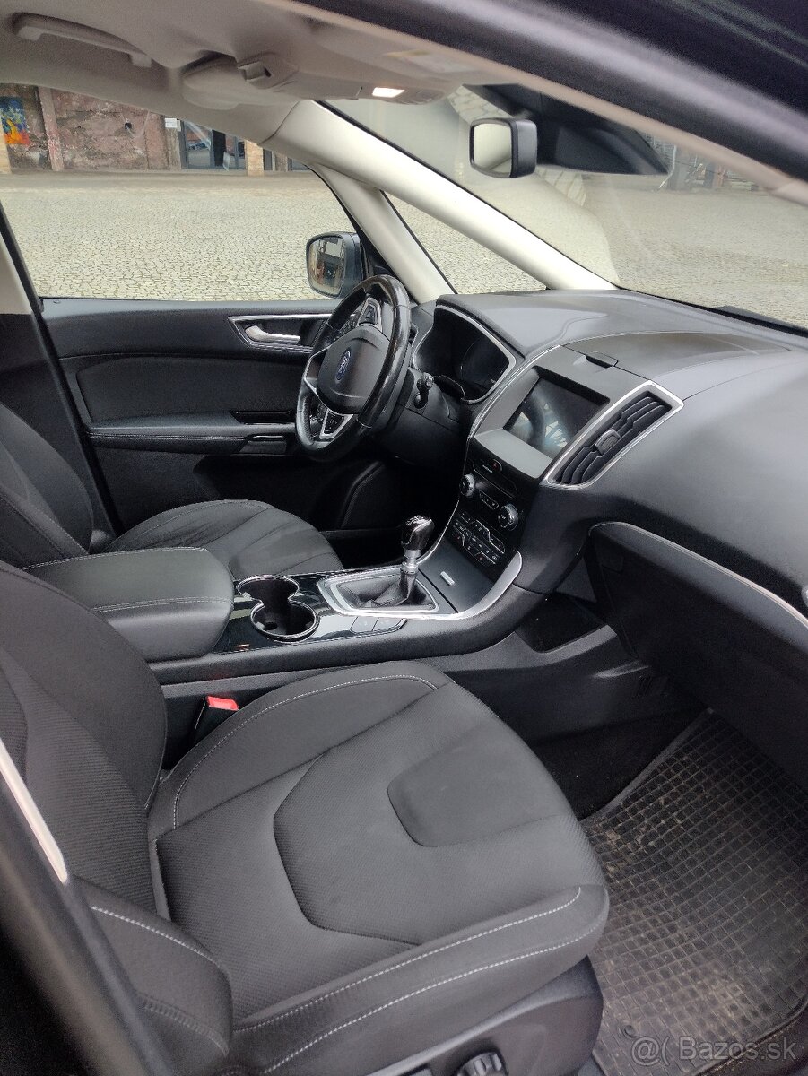 S-Max 2.0 TDCi AWD (4x4) 110 kW manuál - 13