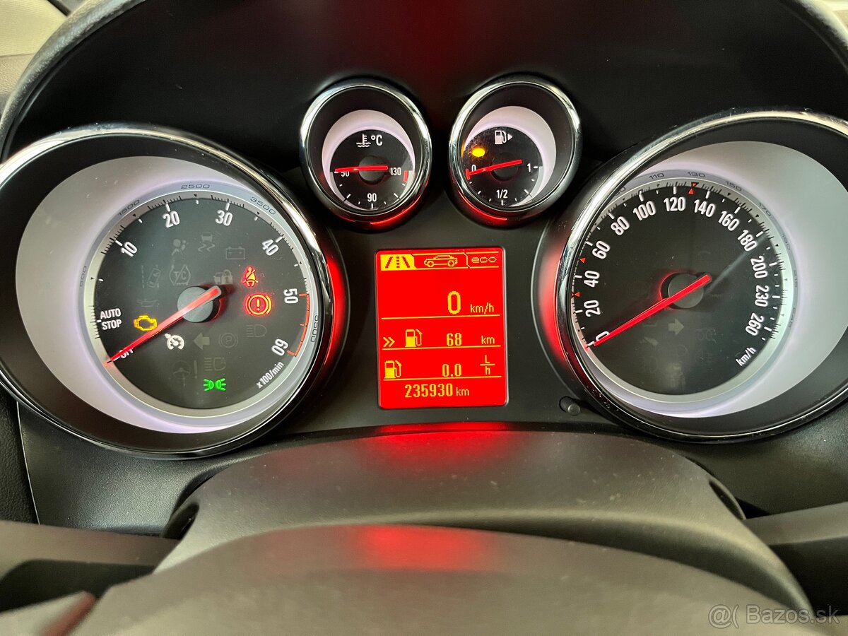 OPEL ASTRA SPORTS TOURER COSMO - 13