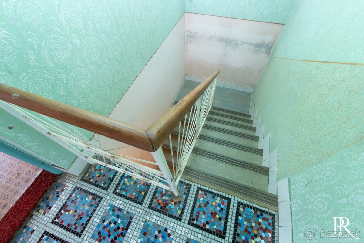 PREDAJ 5 IZBOVÝ RODINNÝ DOM S GARÁŽOU, DOLNÉ TRHOVIŠTE - 13