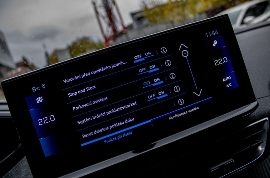 Peugeot 5008 1.2 PureTech 130 E6d-ISC Allure - ODPOČET DPH - 13