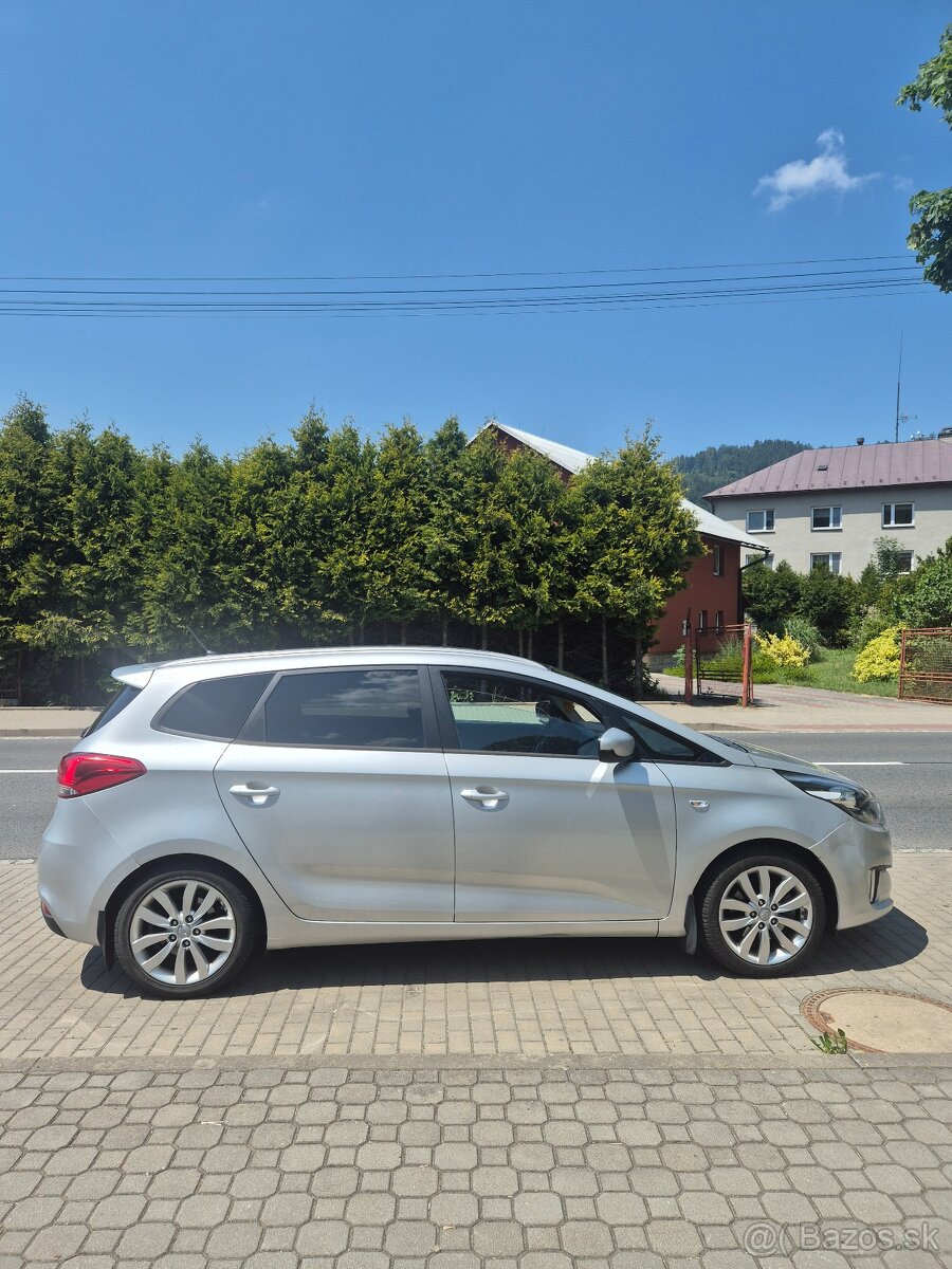 Kia Carens,7-mist. Manual,2015 - 13