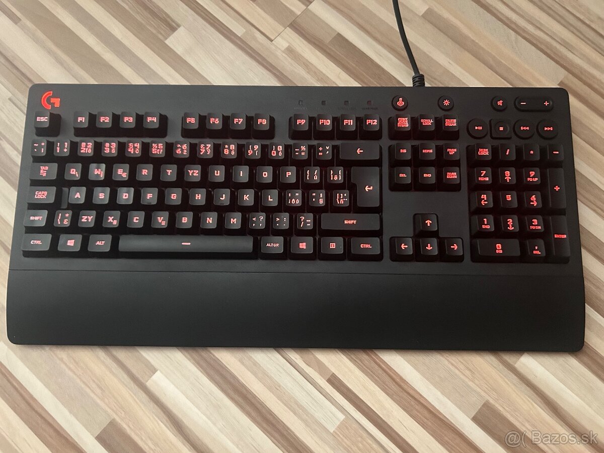 HERNÁ KLÁVESNICA LOGITECH G213 - 13