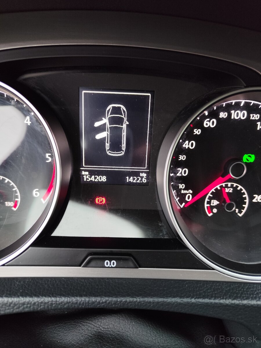 Predám Volkswagen golf7 1.6tdi 81 kw - 13