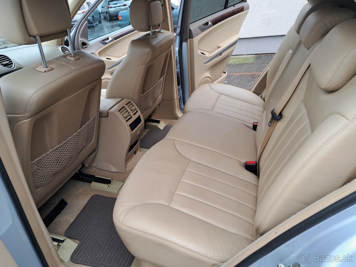 Mercedes-Benz M trieda ML 320 CDI - 13